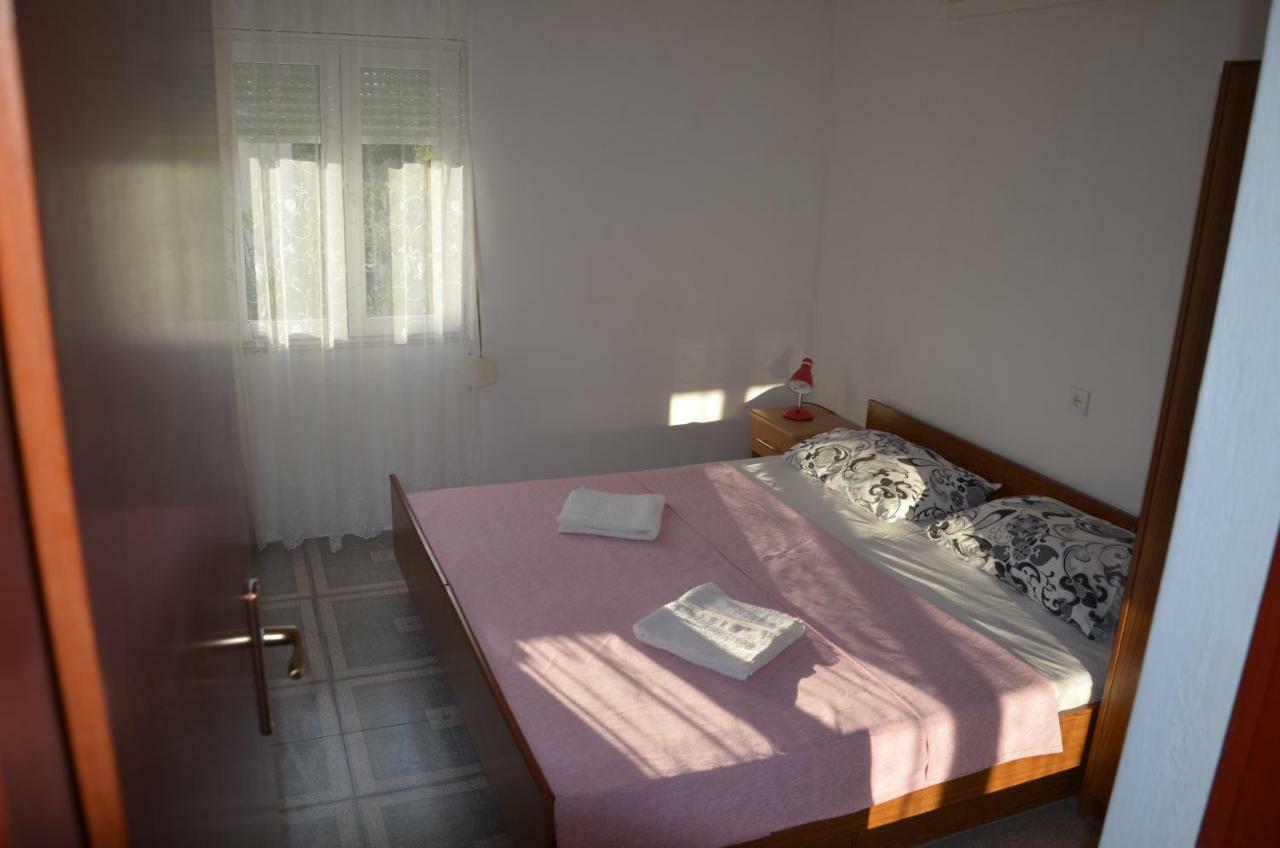 Apartment Jure Трогир Экстерьер фото